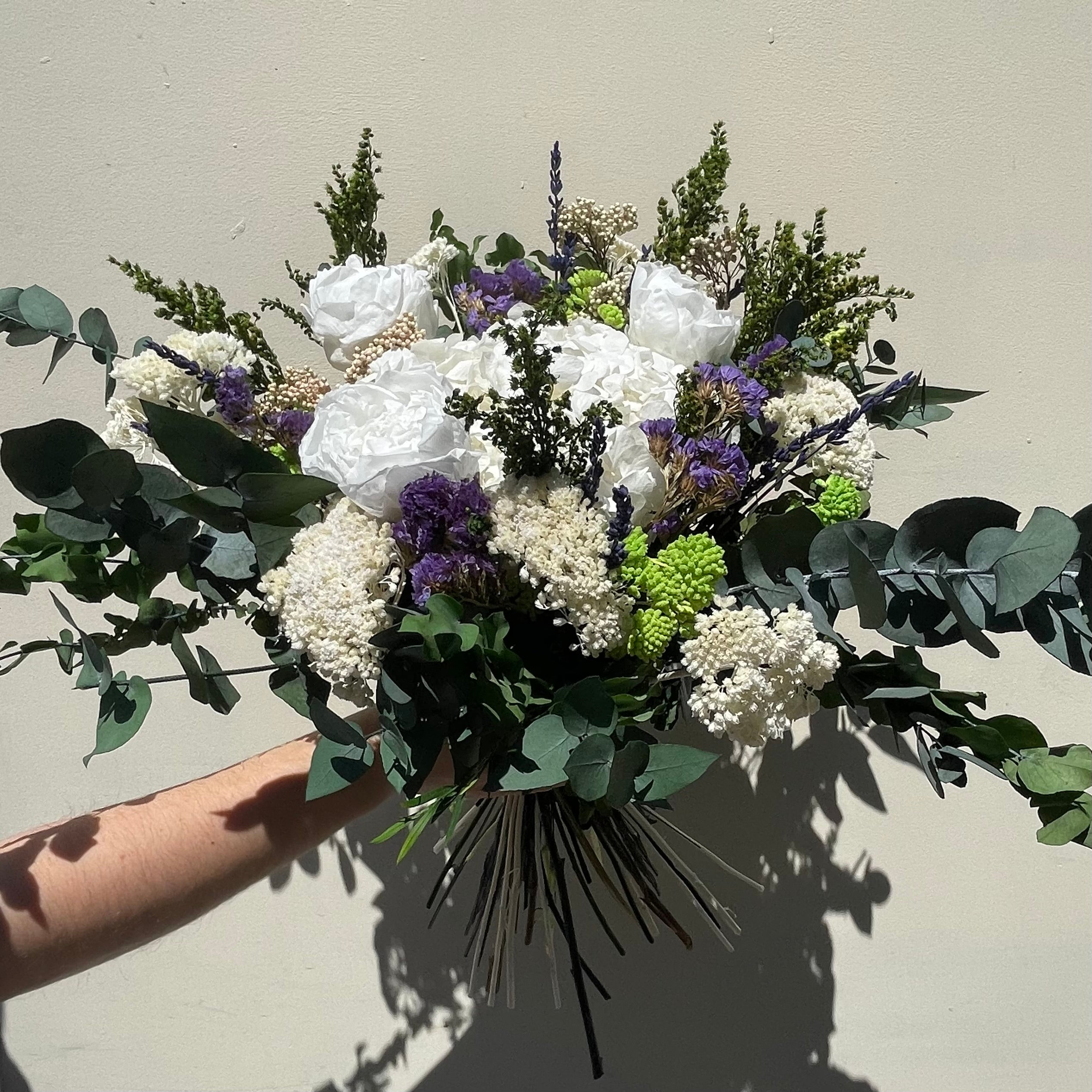 Ateliers Ouchamp Bouquets Rue Marbeau bouquet éternel blanc 40 cm