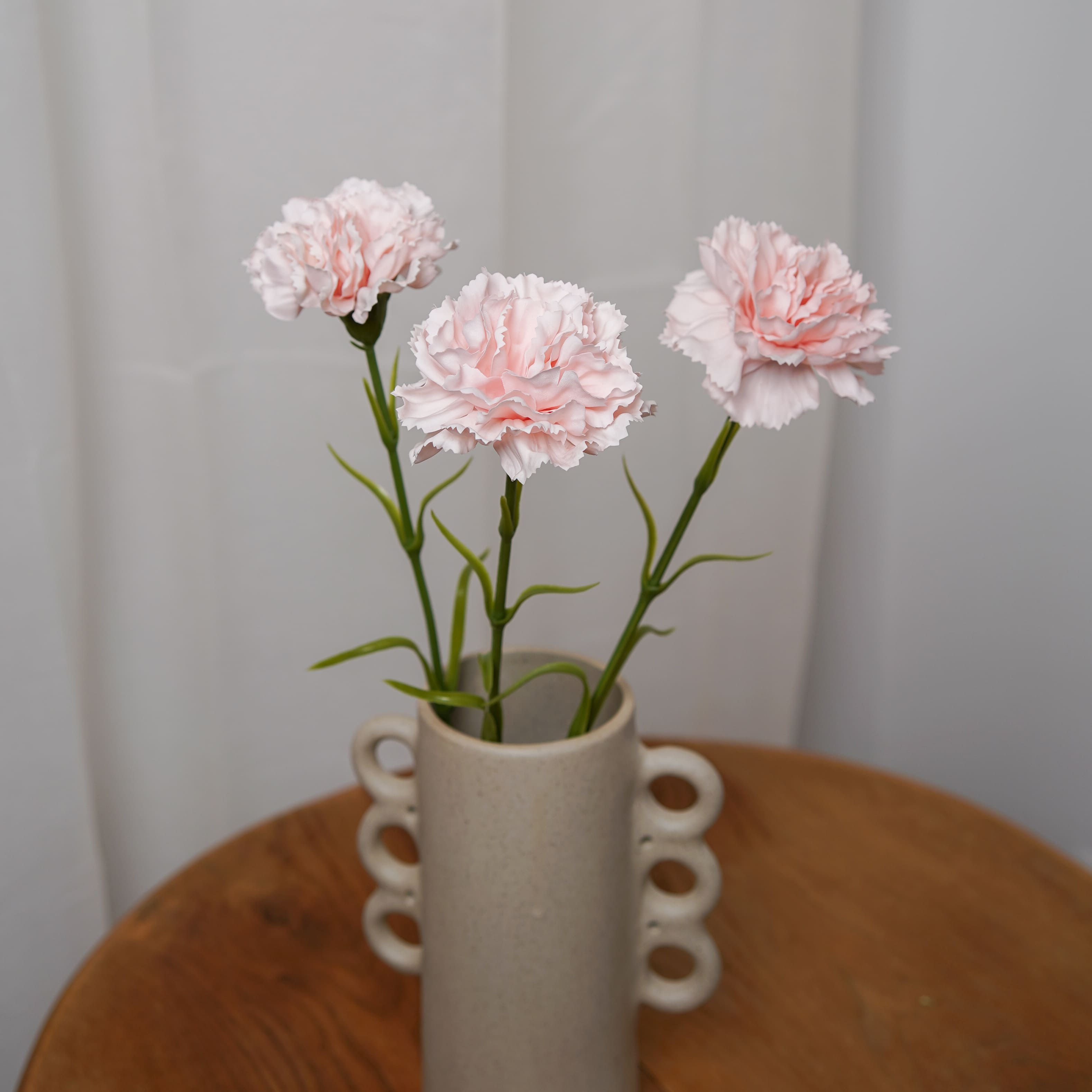 Flowrette Oeillet fleur artificielle rose poudré x1 Real Touch