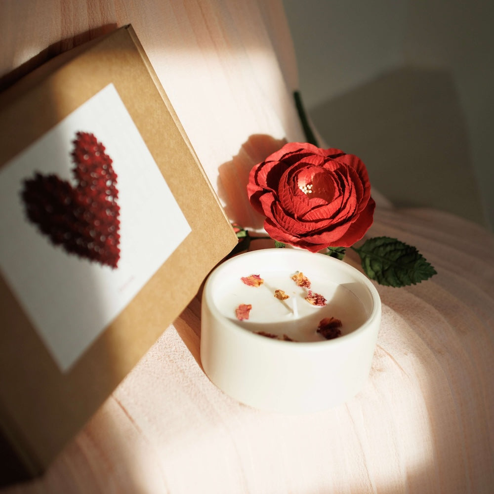 Flowrette L'Étincelle coffret bougie rose sauvage + rose papier