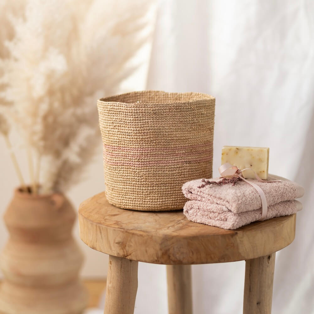 Flowrette Anja panier raphia 19 cm végétal naturel
