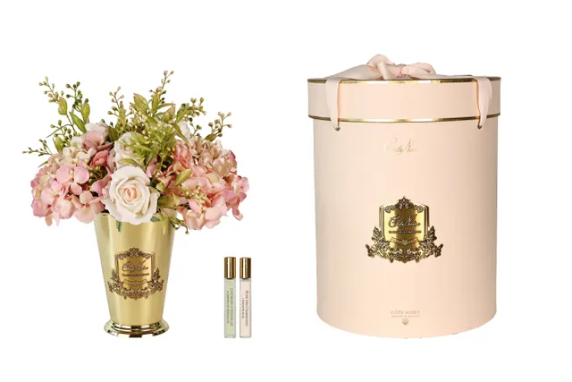 Côte Noire Summer Roses Grand Summer Posy bouquet blush vase or