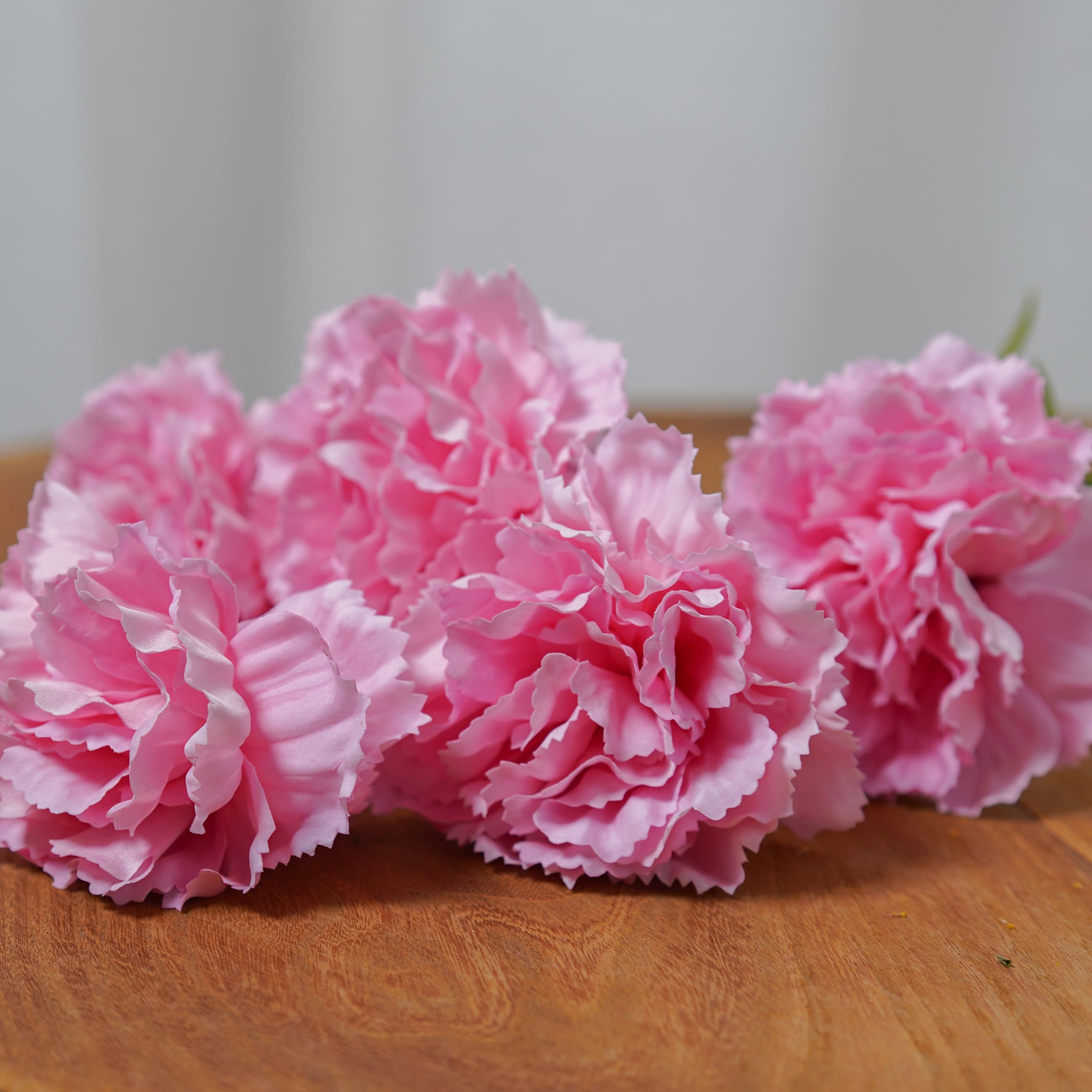 Flowrette Real Touch oeillet rose clair fleur artificielle tige