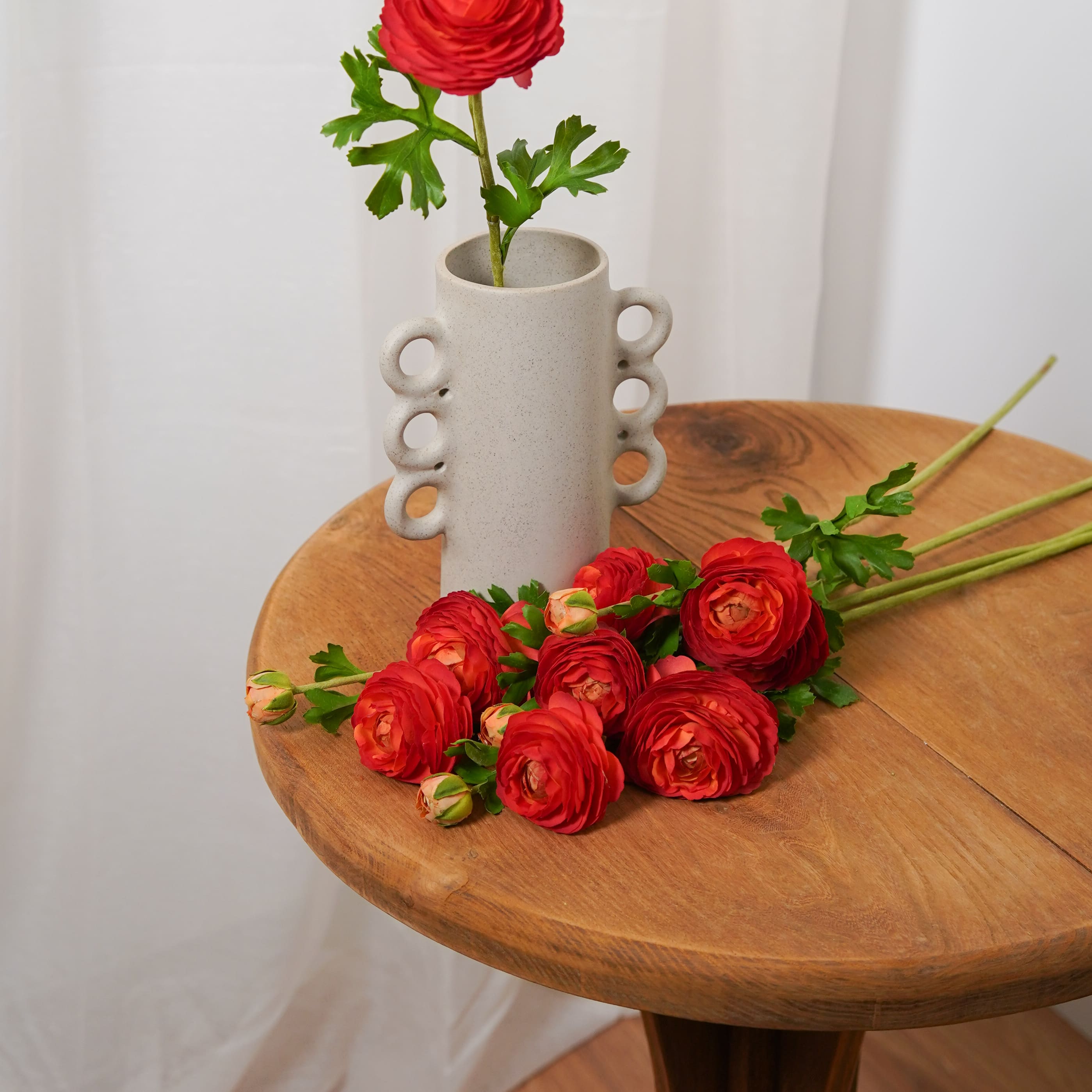 Flowrette Renoncule Rouge fleur artificielle Real Touch x1