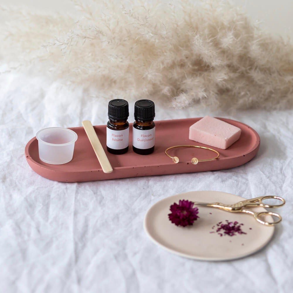 Flowrette kit DIY bracelet rose résine fleurs séchées