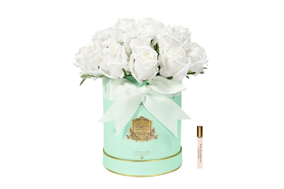 Côte Noire Hat Box bouquet 23 roses ivoire 30cm