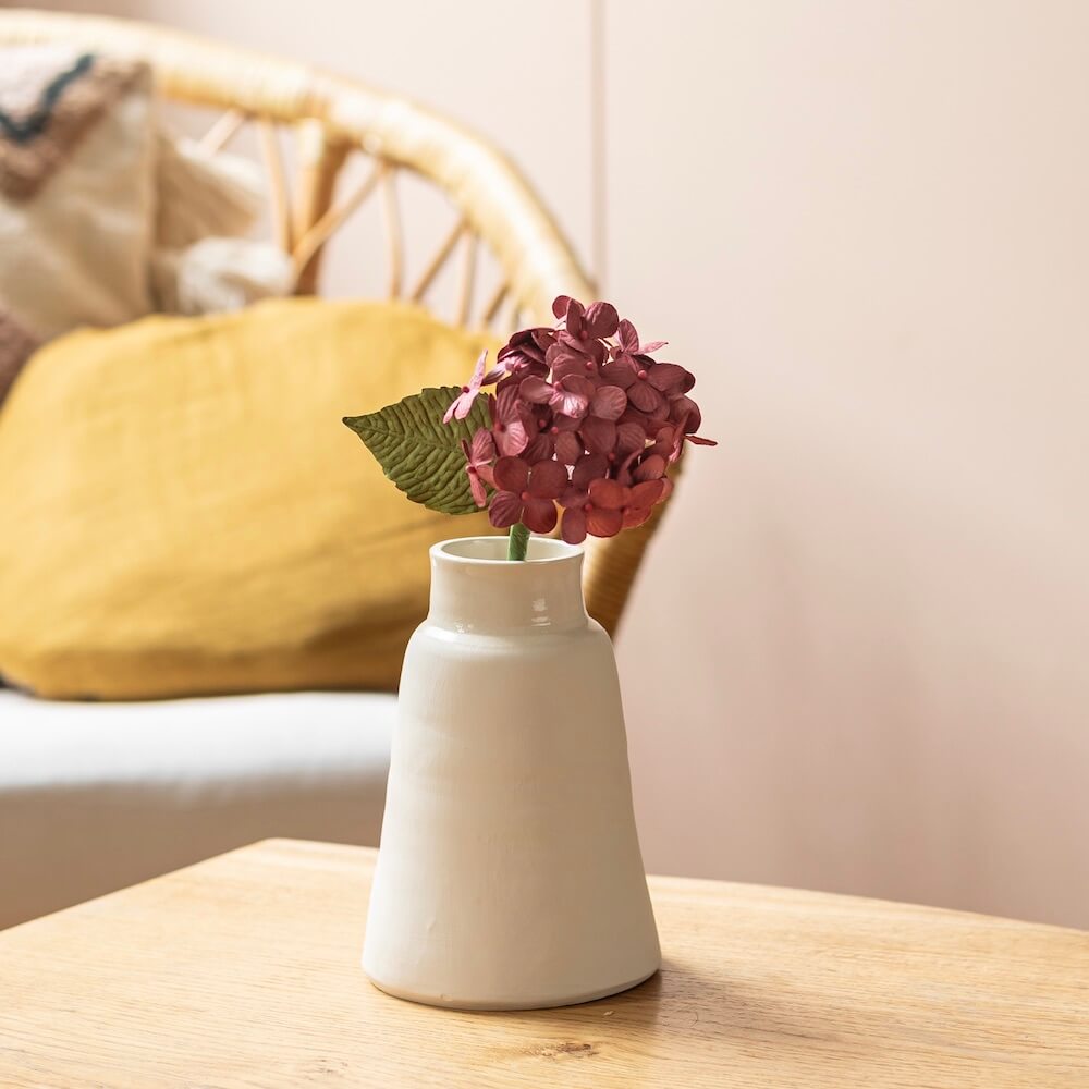 Flowrette Fleurs en papier Petit hortensia fleur bordeaux x1
