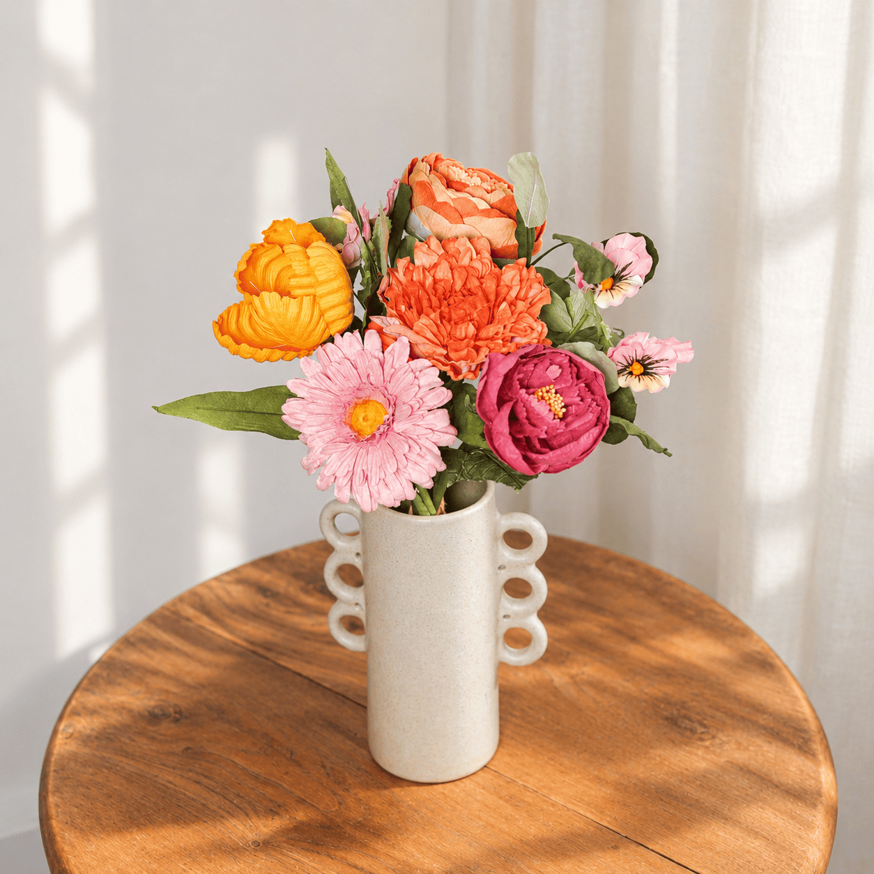 Flowrette Manet bouquet fleurs en papier rouge rose