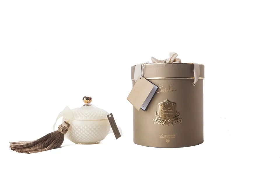 Côte Noire Art Deco GML30005 bougie vanille blanche 300g crème