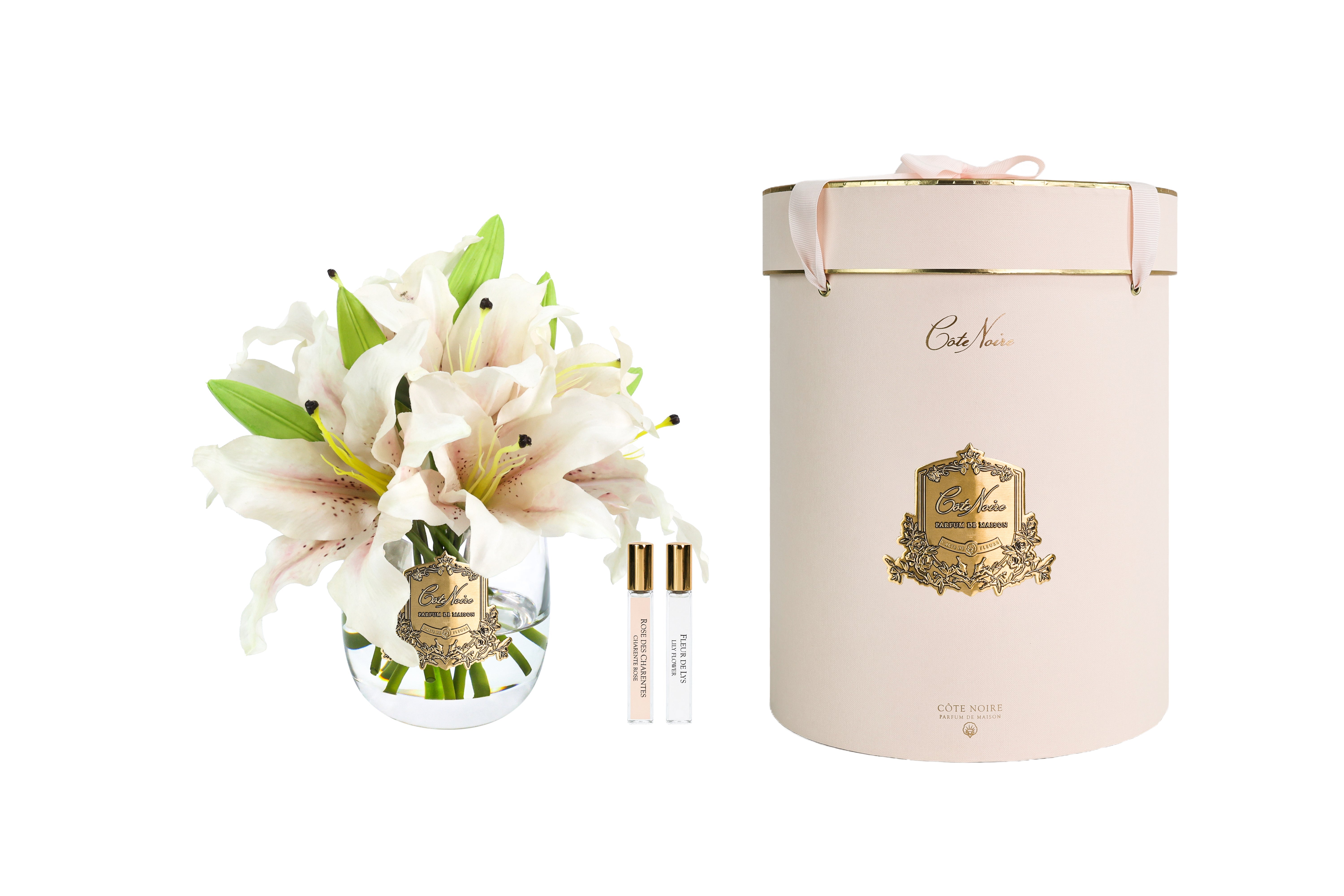 Côte Noire LIL02 lys blush bouquet parfumé badge doré