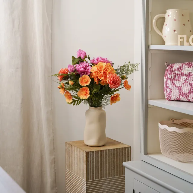 Flowrette Margot bouquet artificiel orange rose prestige