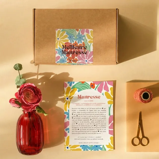 Flowrette coffret Meilleure Maîtresse rose papier vase
