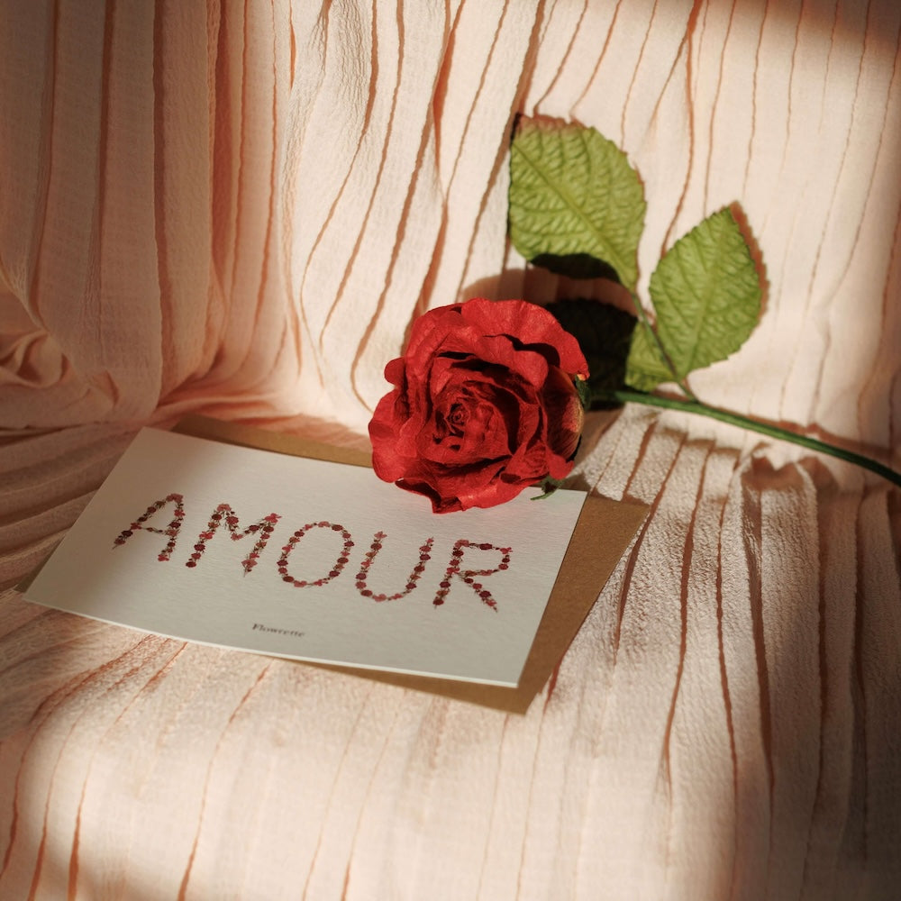 Flowrette coffret Amour rose papier rouge Saint-Valentin