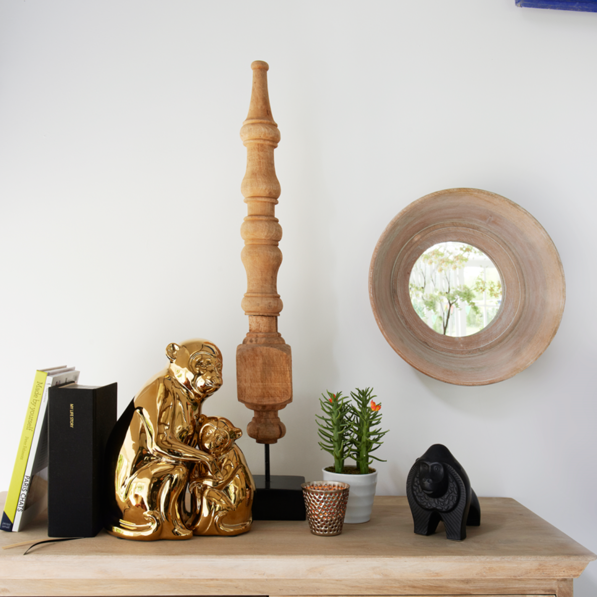 Sia Statue bois marron 40 cm sur pied métal