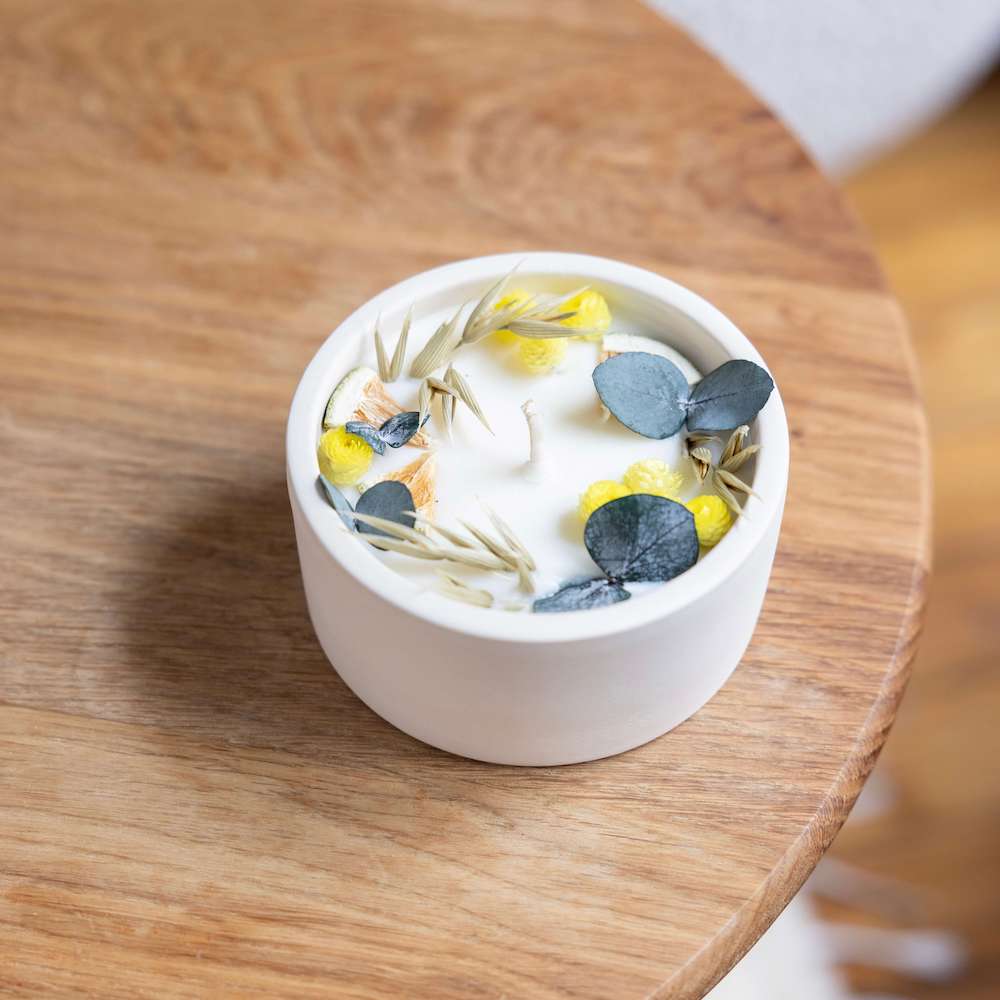 Flowrette Bougie fleurie yuzu cire soja fleurs séchées