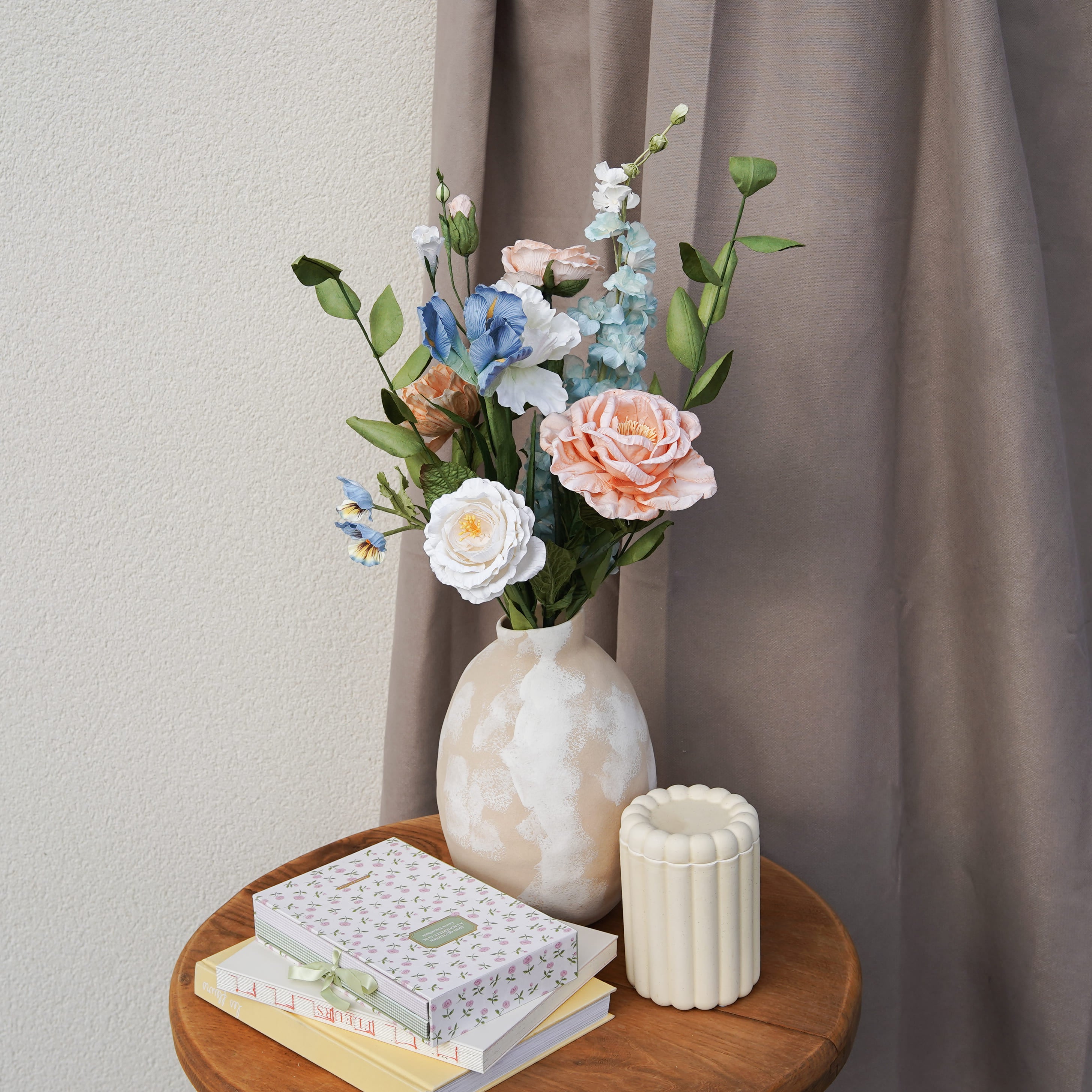 Flowrette Fleurs en papier Hokusai bouquet papier bleu blanc