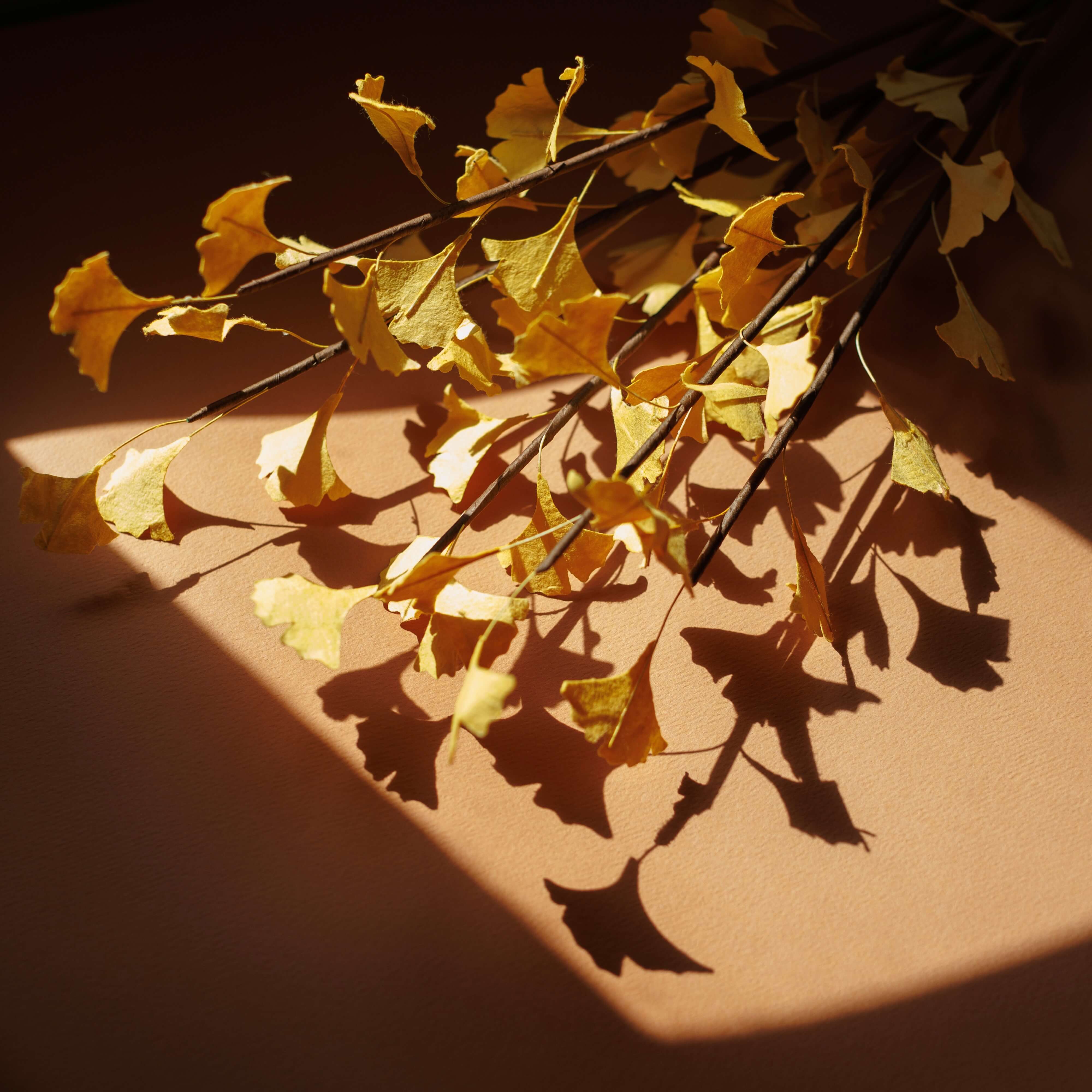 Flowrette Gingko branche papier jaune x1