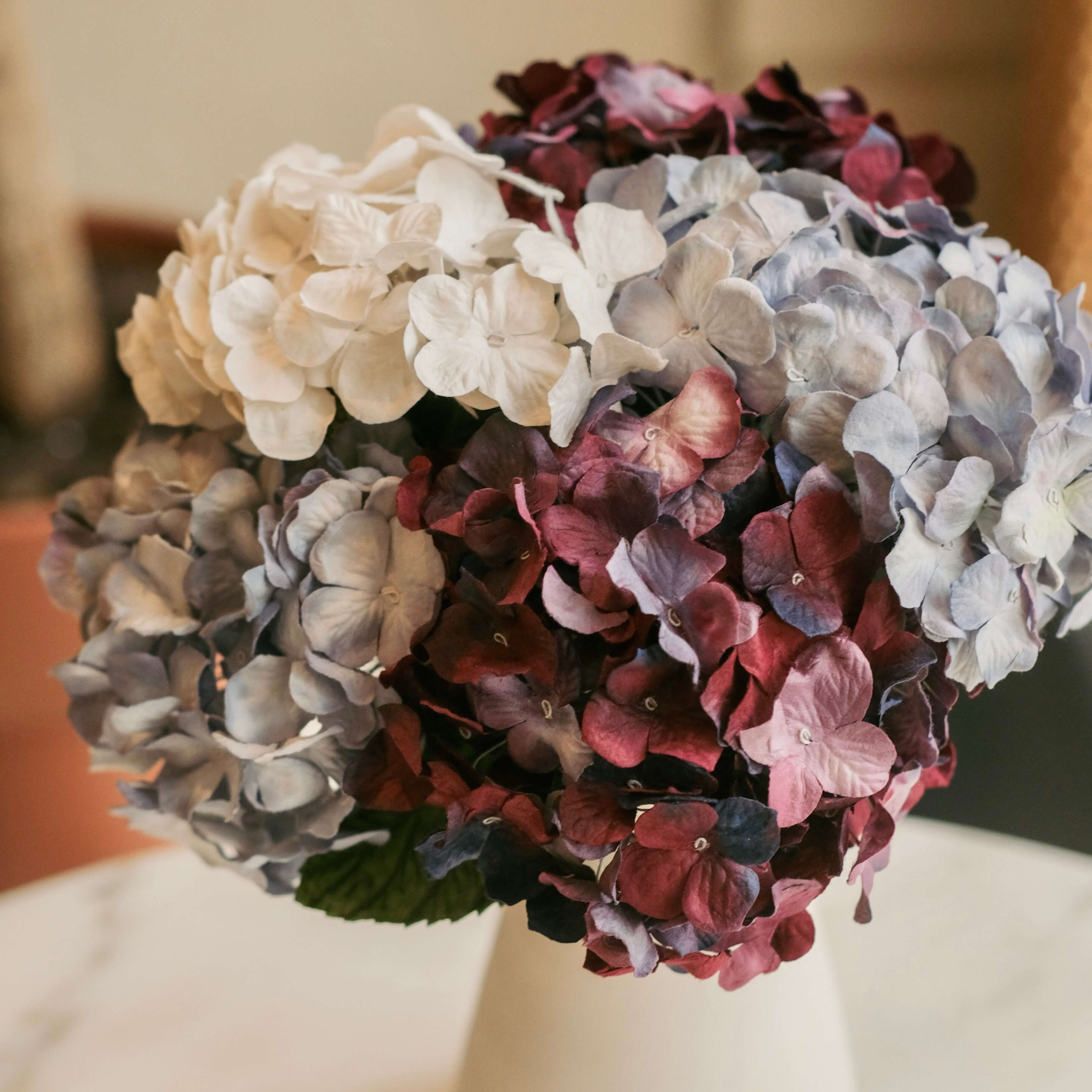 Flowrette Vasarely bouquet papier hortensias violet bleu blanc