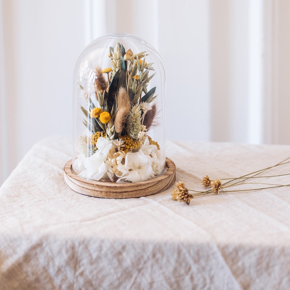 Flowrette Emile cloche fleurs séchées jaune avoine