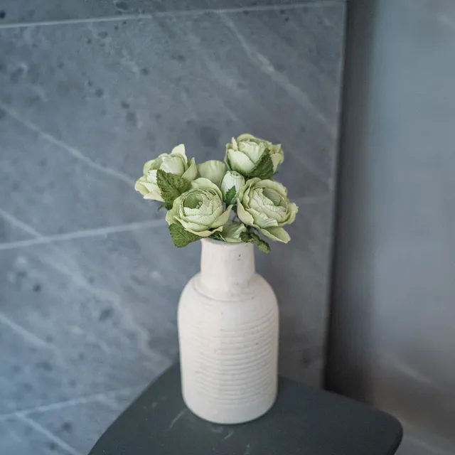 Flowrette Rose queen fleur papier vert tendre x1
