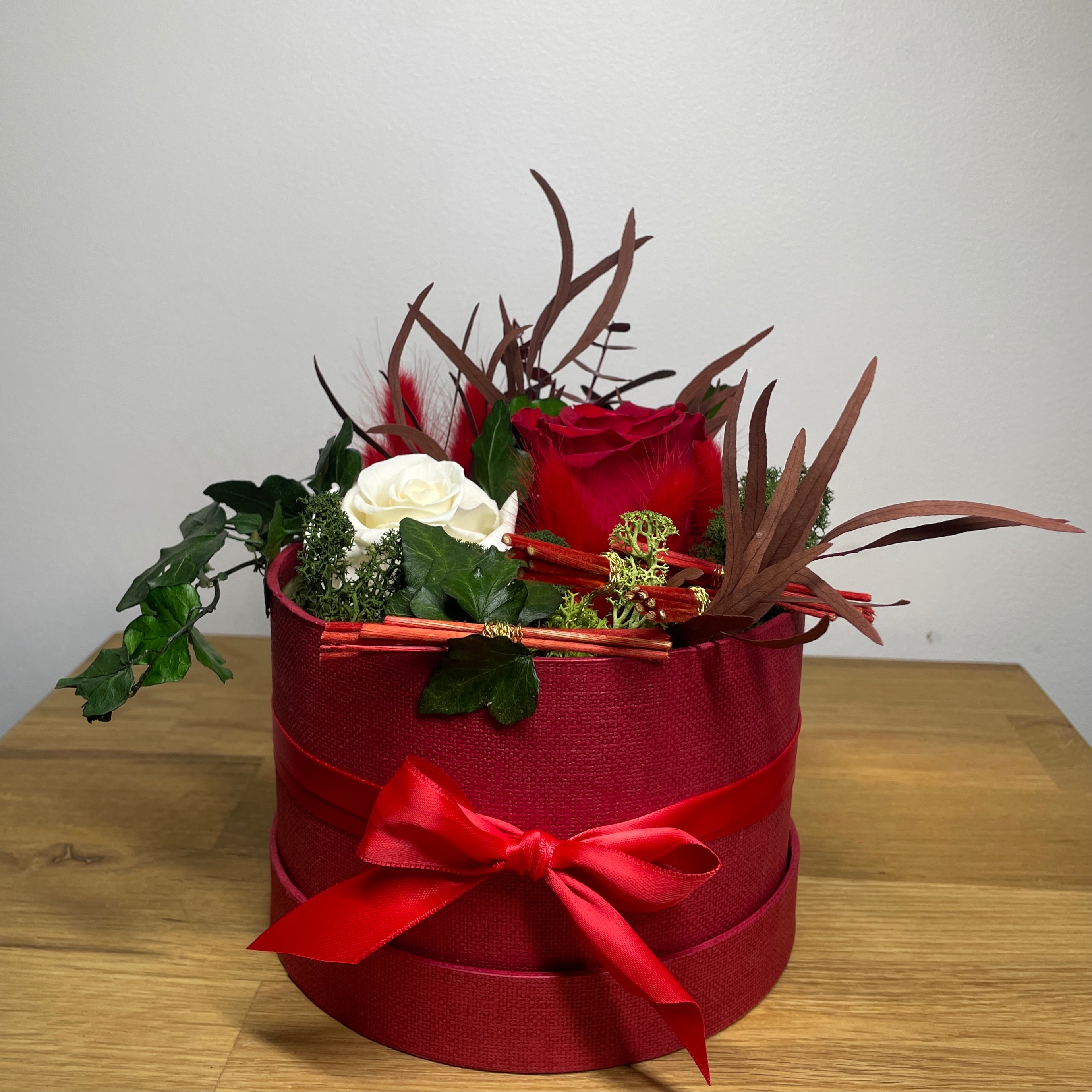Ateliers Ouchamp Boîtes Rue du Retrait box rose rouge 14 cm