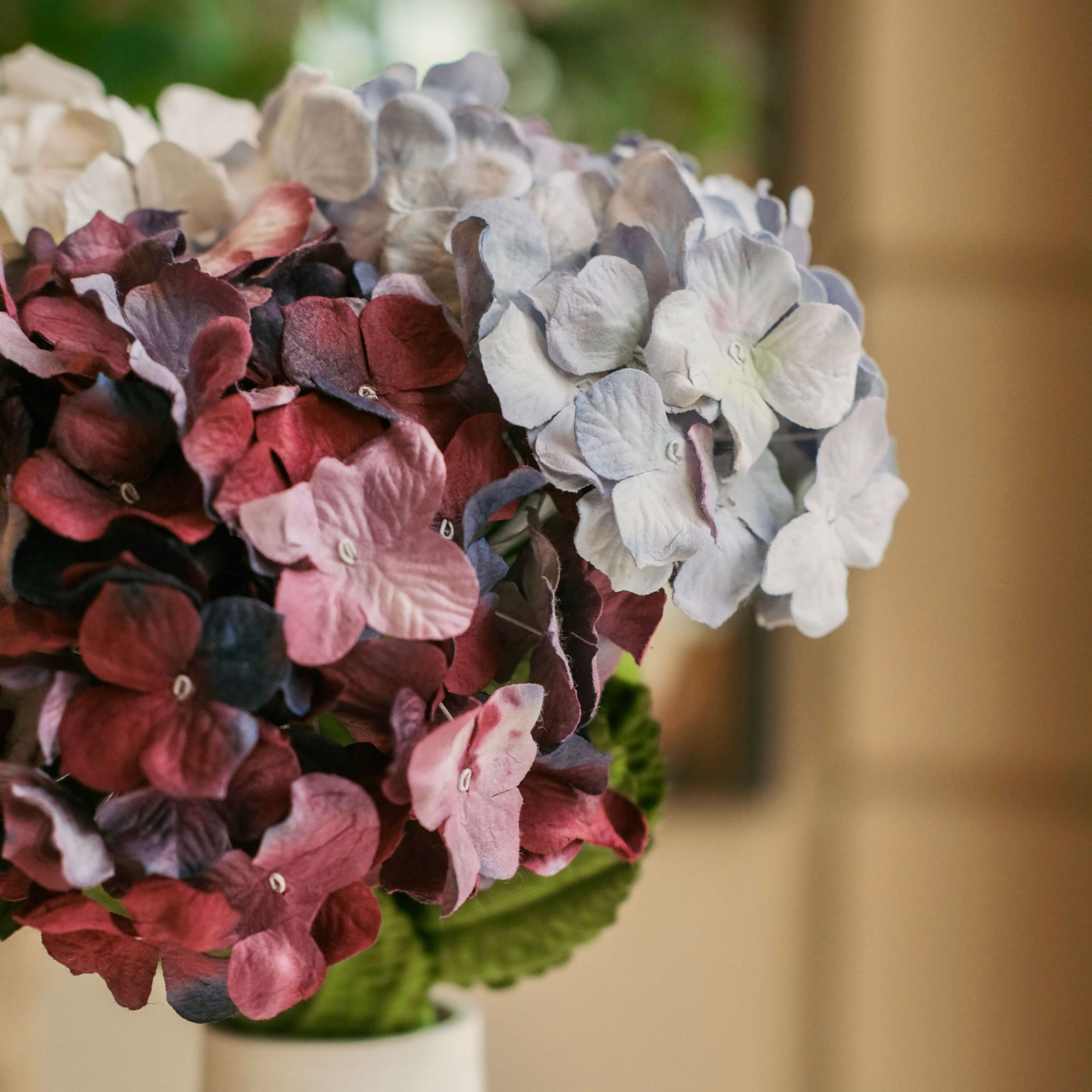 Flowrette Vasarely bouquet papier hortensias violet bleu blanc