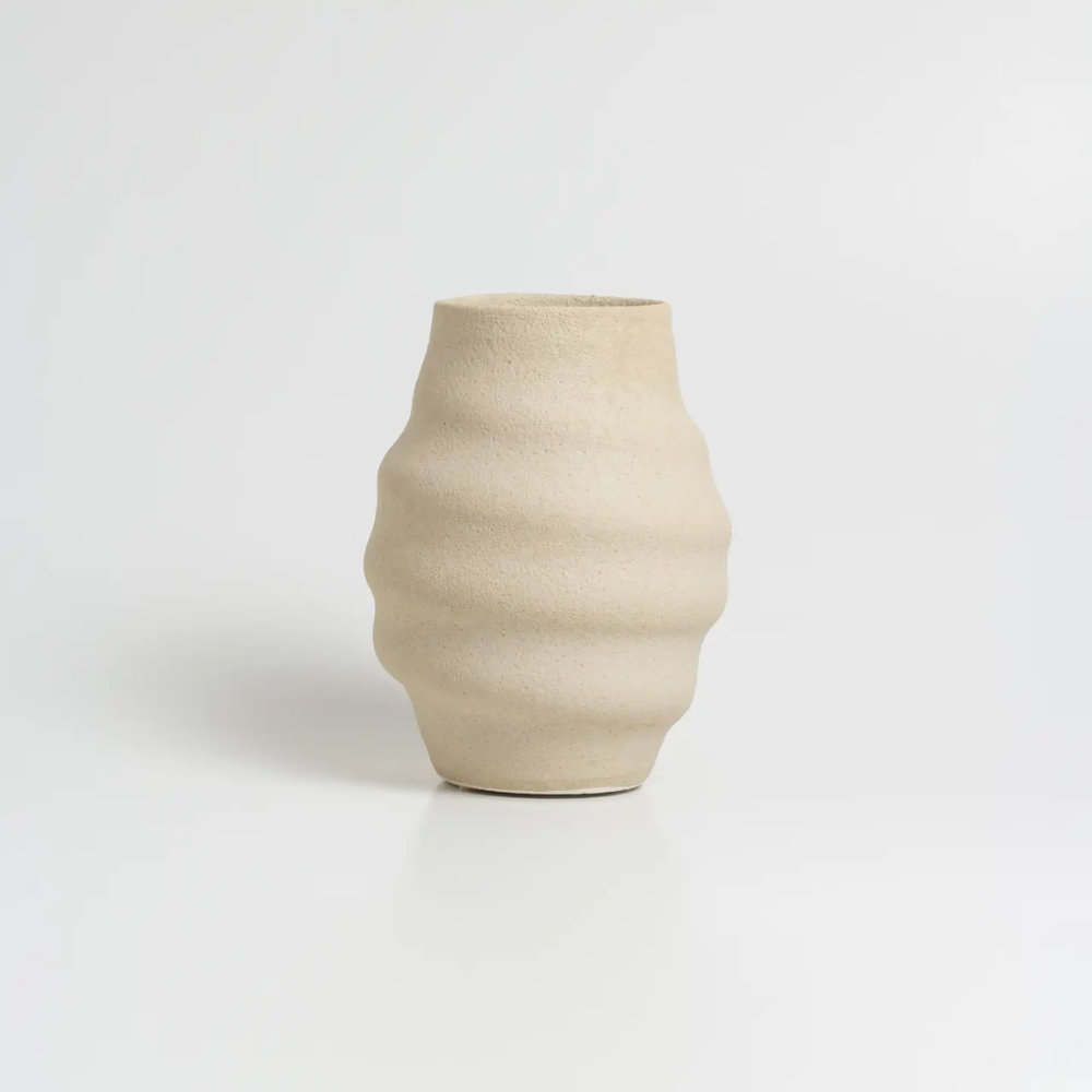 Flowrette Aonia vase sable texturé fait main