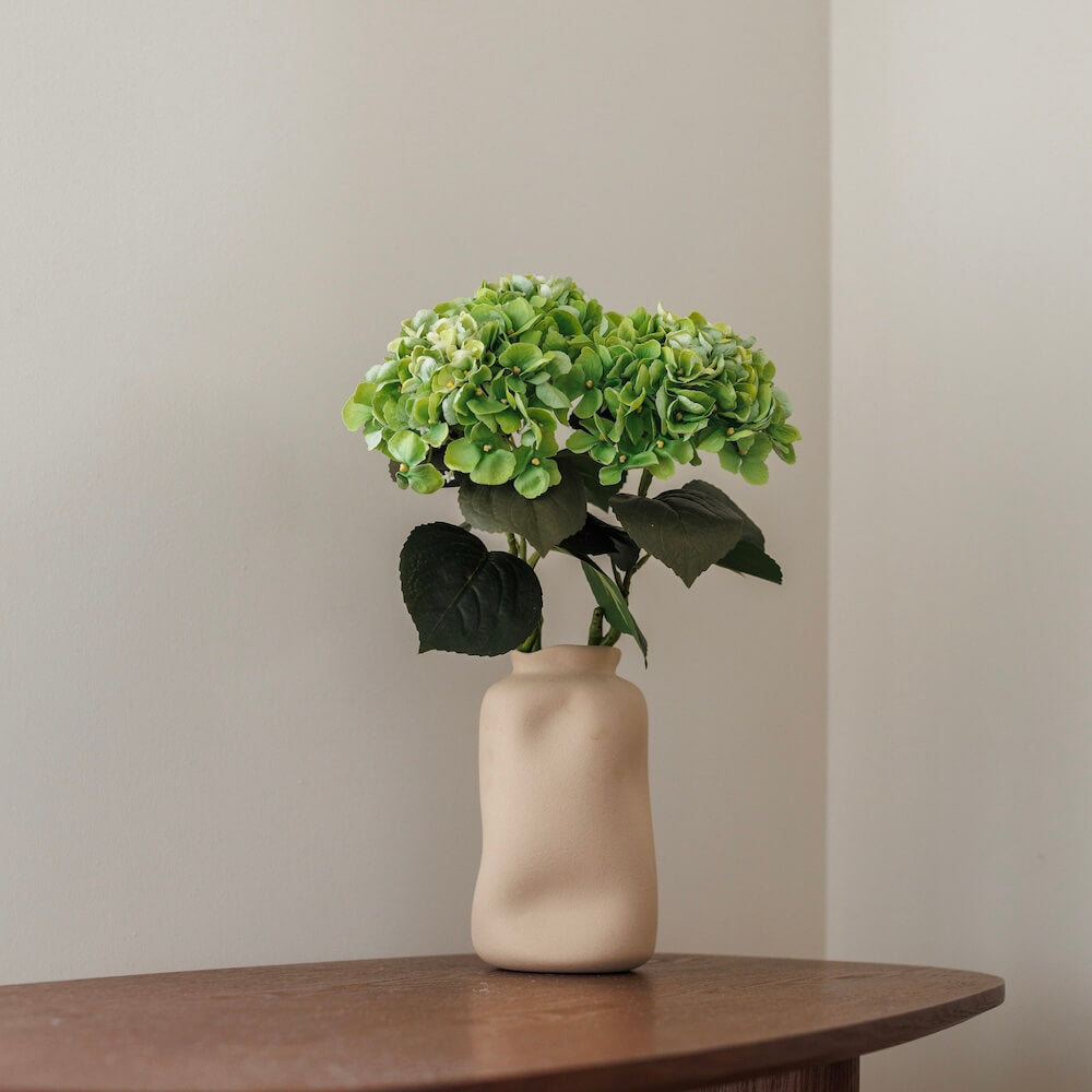 Flowrette Hortensia vert fleur artificielle tige x1