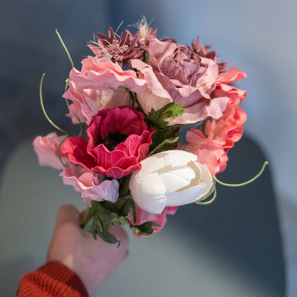 Flowrette Fleurs en papier Bouquet Gainsbourg rose violette et fuchsia