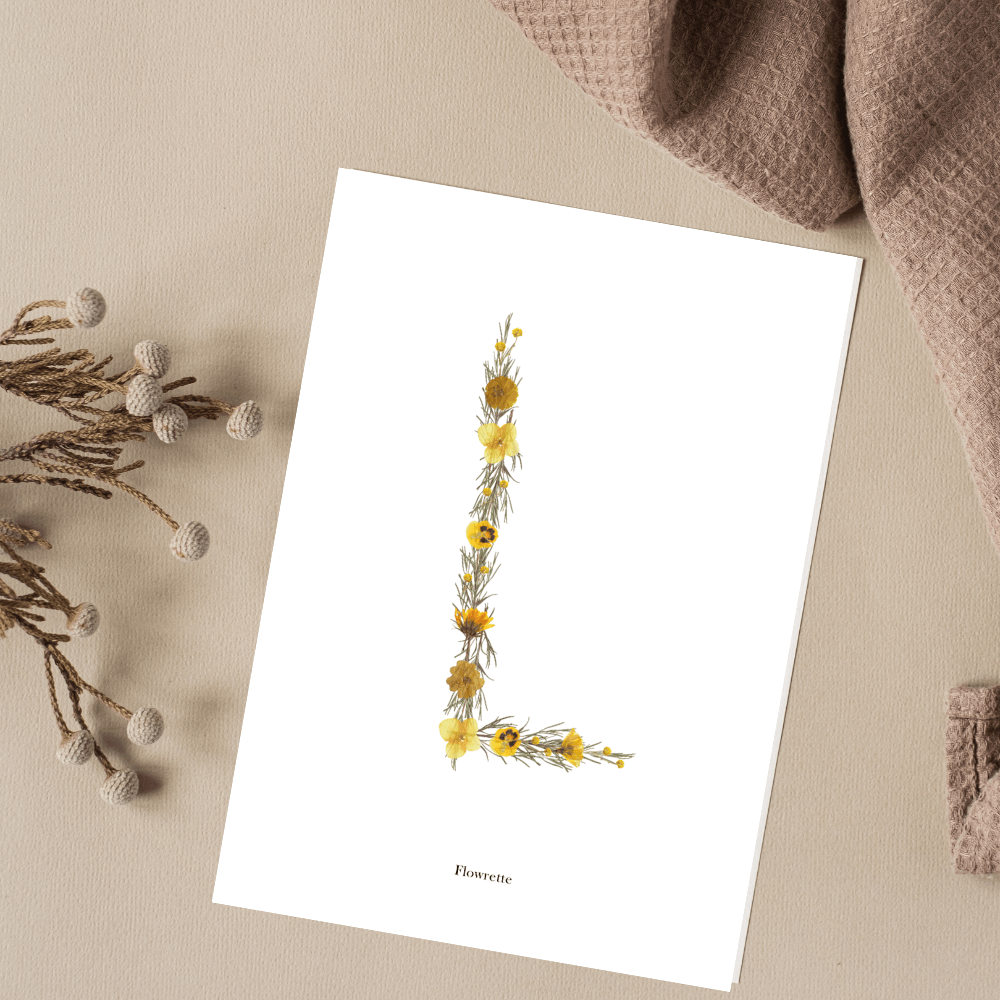 Flowrette Carte herbier lettre jaune carte postale fleur