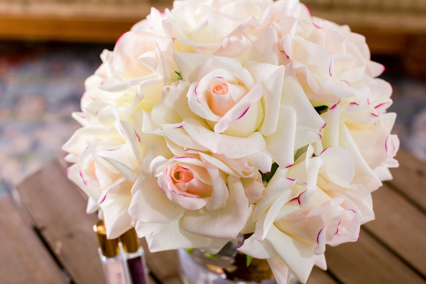 Côte Noire Grand Bouquet LTW02 13 roses pink plush boîte rose