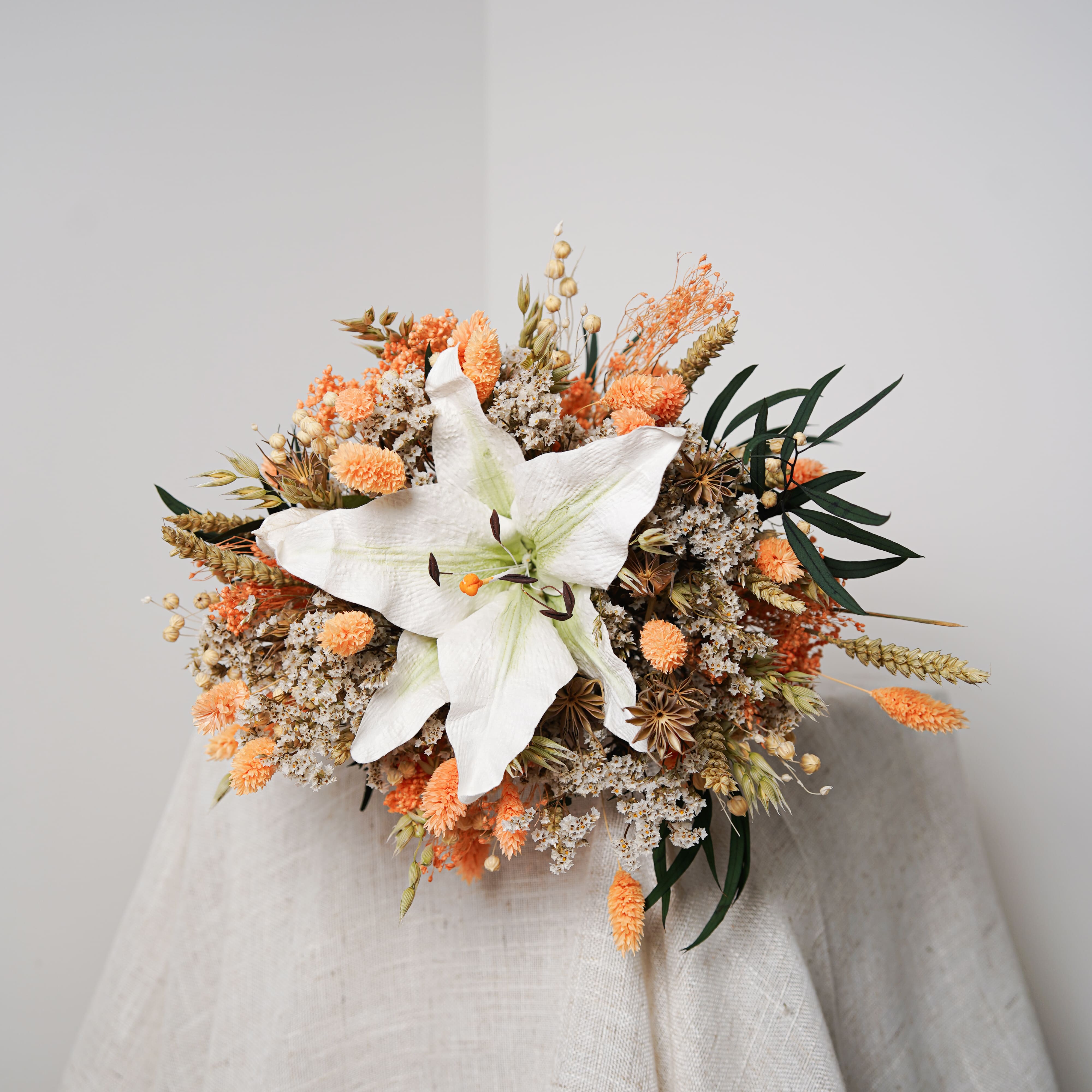 Flowrette Musset bouquet mixte séché lys blanc