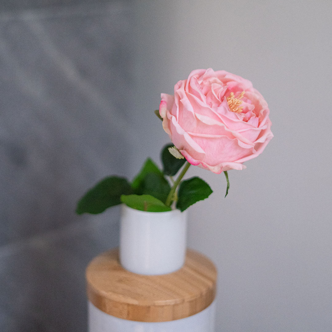 Flowrette Rose rose pâle fleur artificielle x1 Real Touch