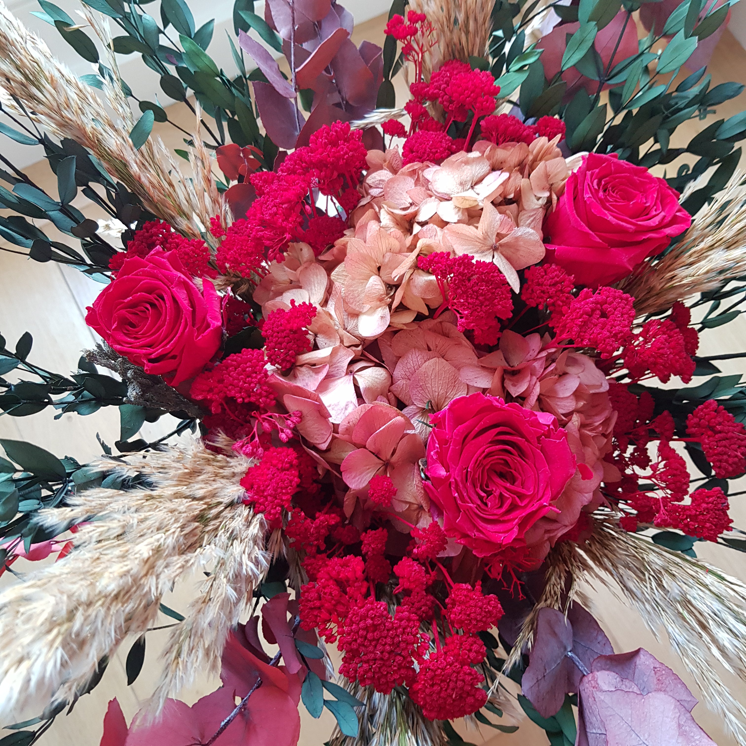 Ateliers Ouchamp Bouquets Quai de Grenelle bouquet roses