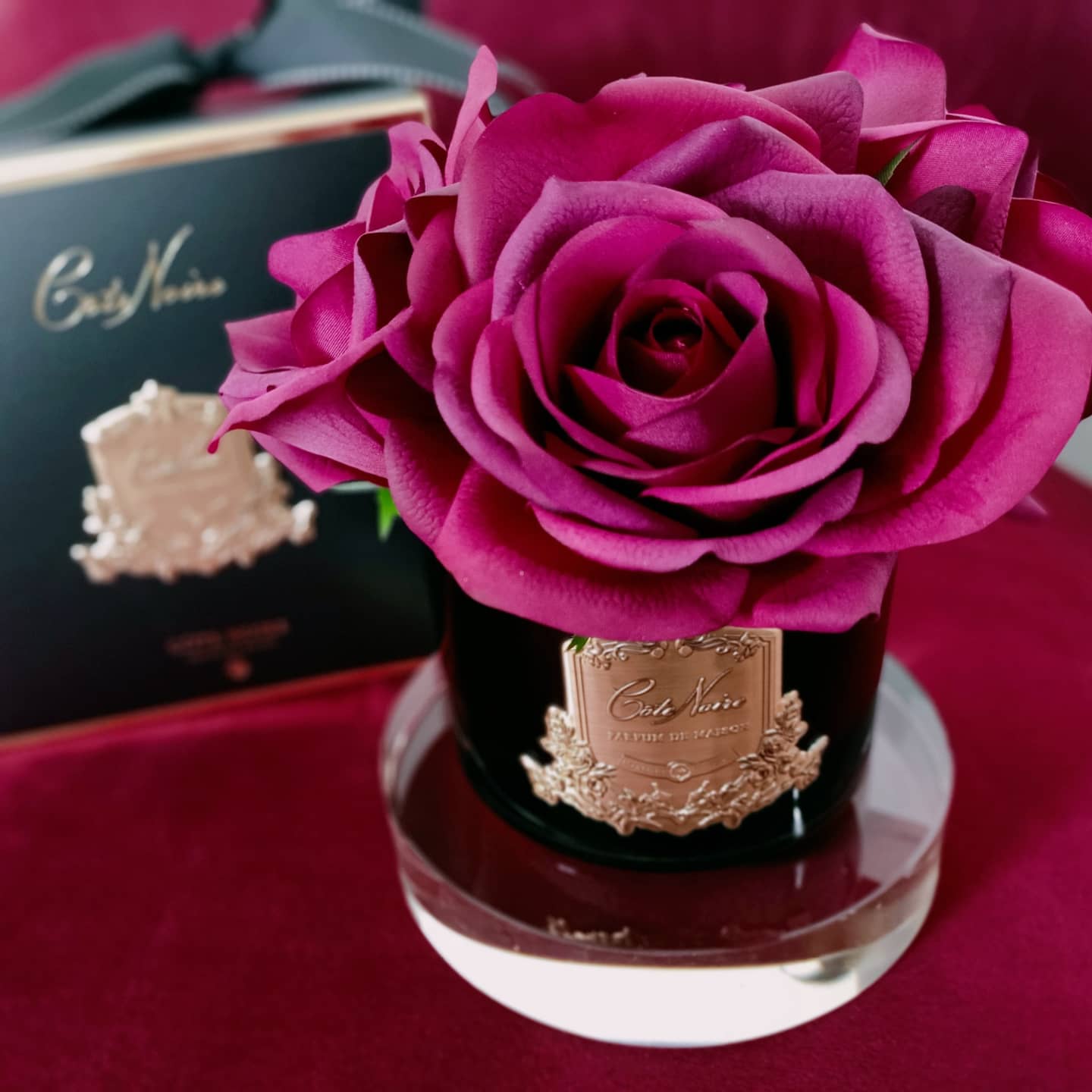 Côte Noire Perfumed Flowers GMRB64 bouquet 5 roses rouge carmin