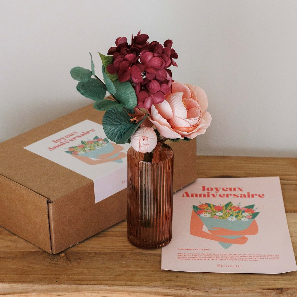 Flowrette Coffret anniversaire bouquet papier vase verre