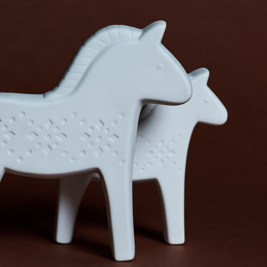 Sia Home Objets Statue Cheval Blanc grès 13 cm