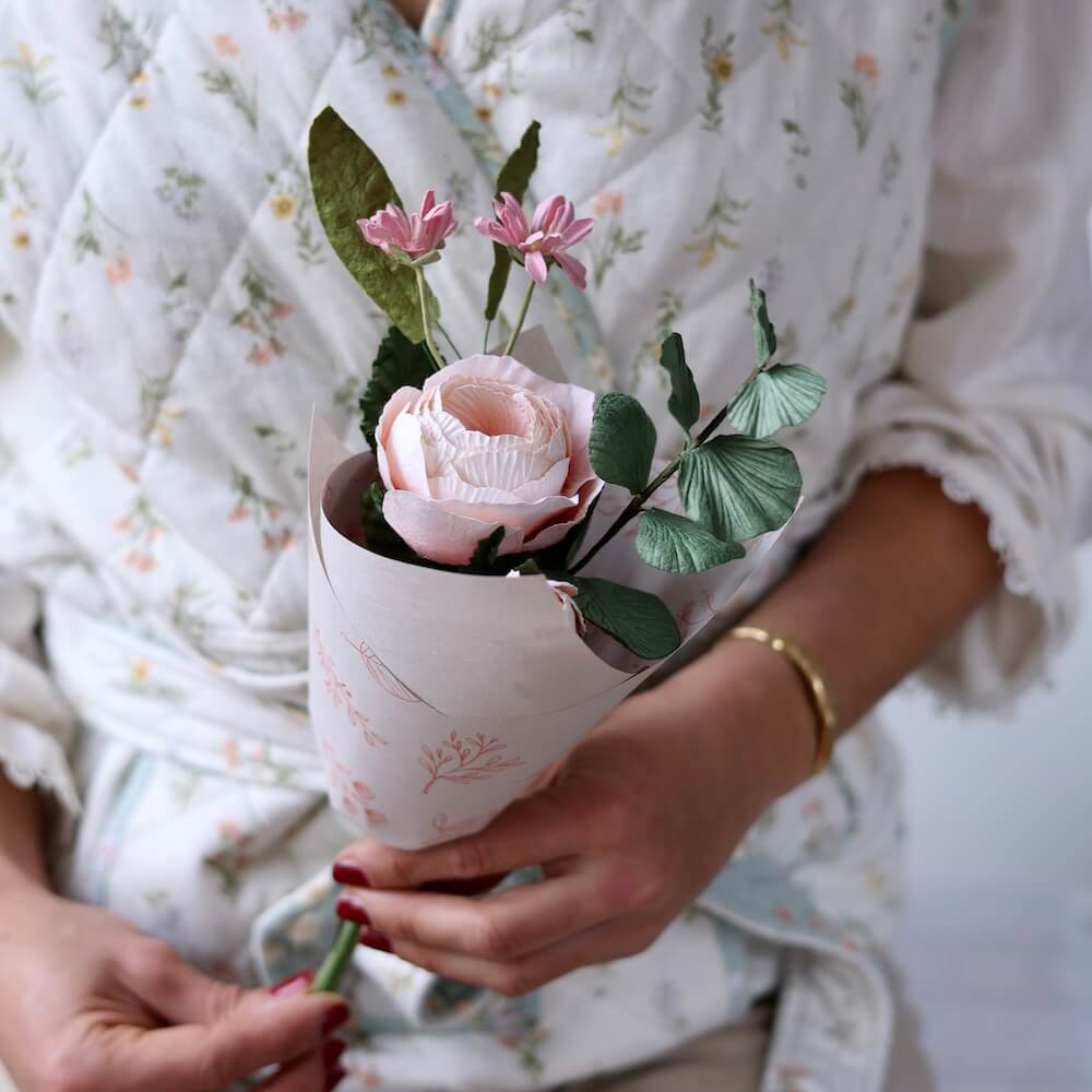 Flowrette Lueur Florale coffret rose bouquet papier bougie