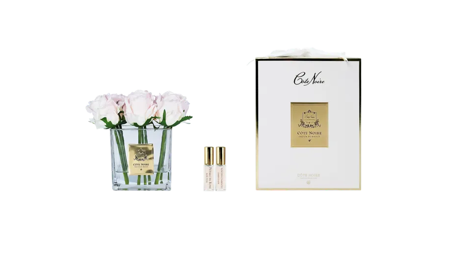 Côte Noire Couture Rosebuds SVC915 fleurs rose champagne 9 roses