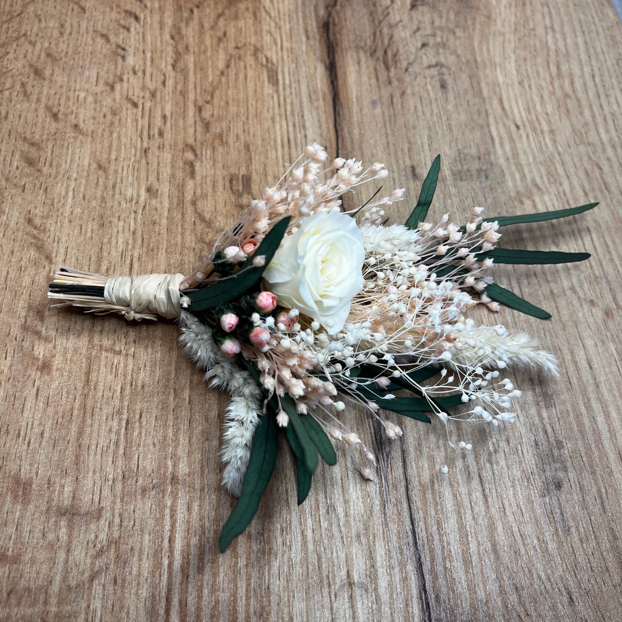Ateliers Ouchamp Boutonnières Villa Dupont boutonnière rose 10cm