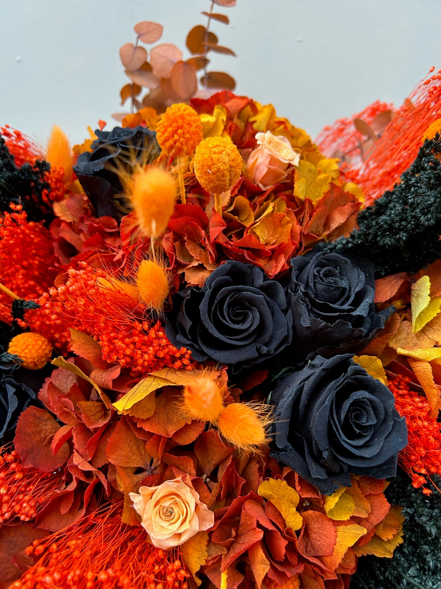 Ateliers Ouchamp Bouquets Halloween bouquet 45 cm roses noires