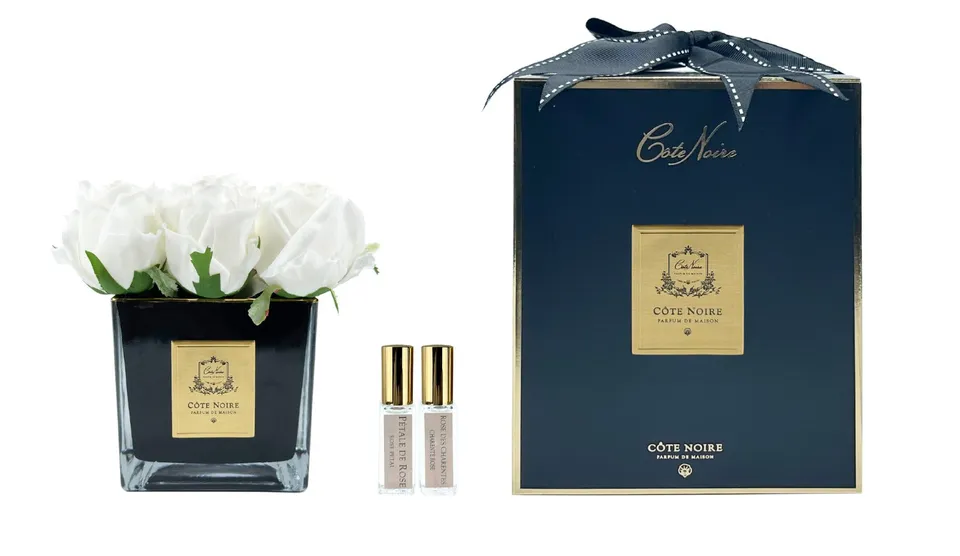 Côte Noire Couture SVB901 9 boutons roses ivoire carré noir