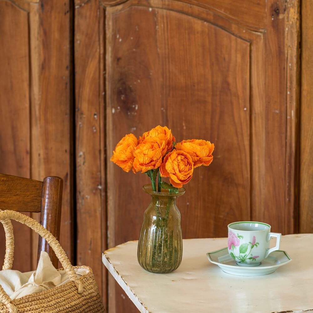 Flowrette renoncule en papier orange tige à l’unité déco durable