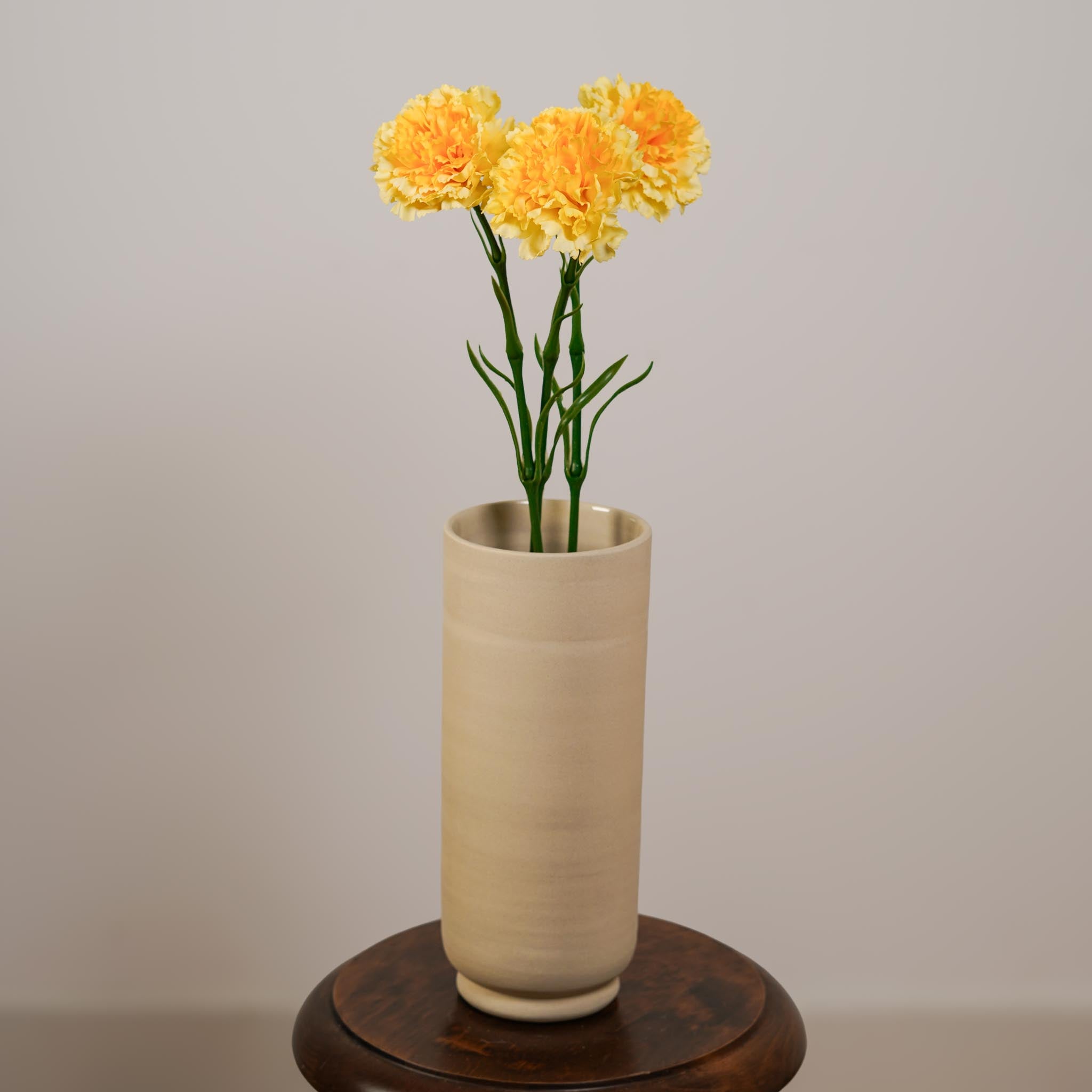 Flowrette Oeillet tige artificielle jaune x1 sans entretien