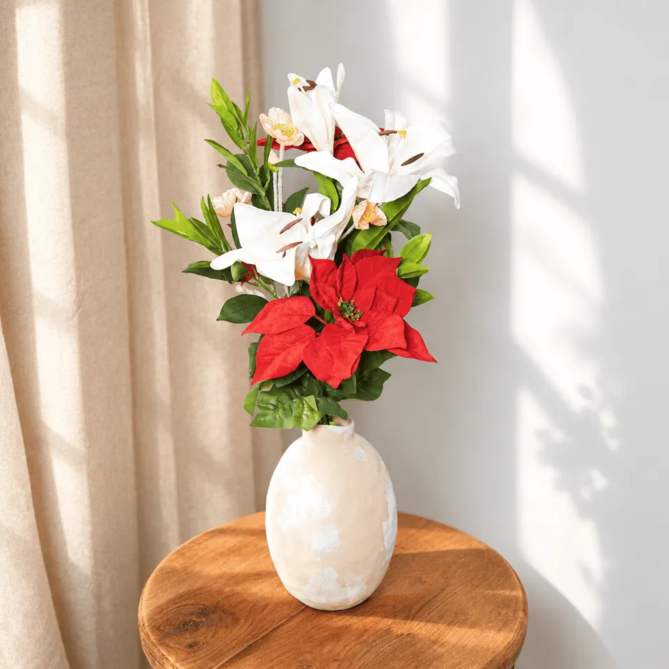 Flowrette Célestine bouquet artificiel blanc corail Noël