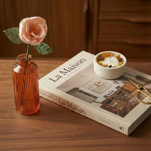 Flowrette Coffret fleuri vitaminé bougie + pivoine papier + vase