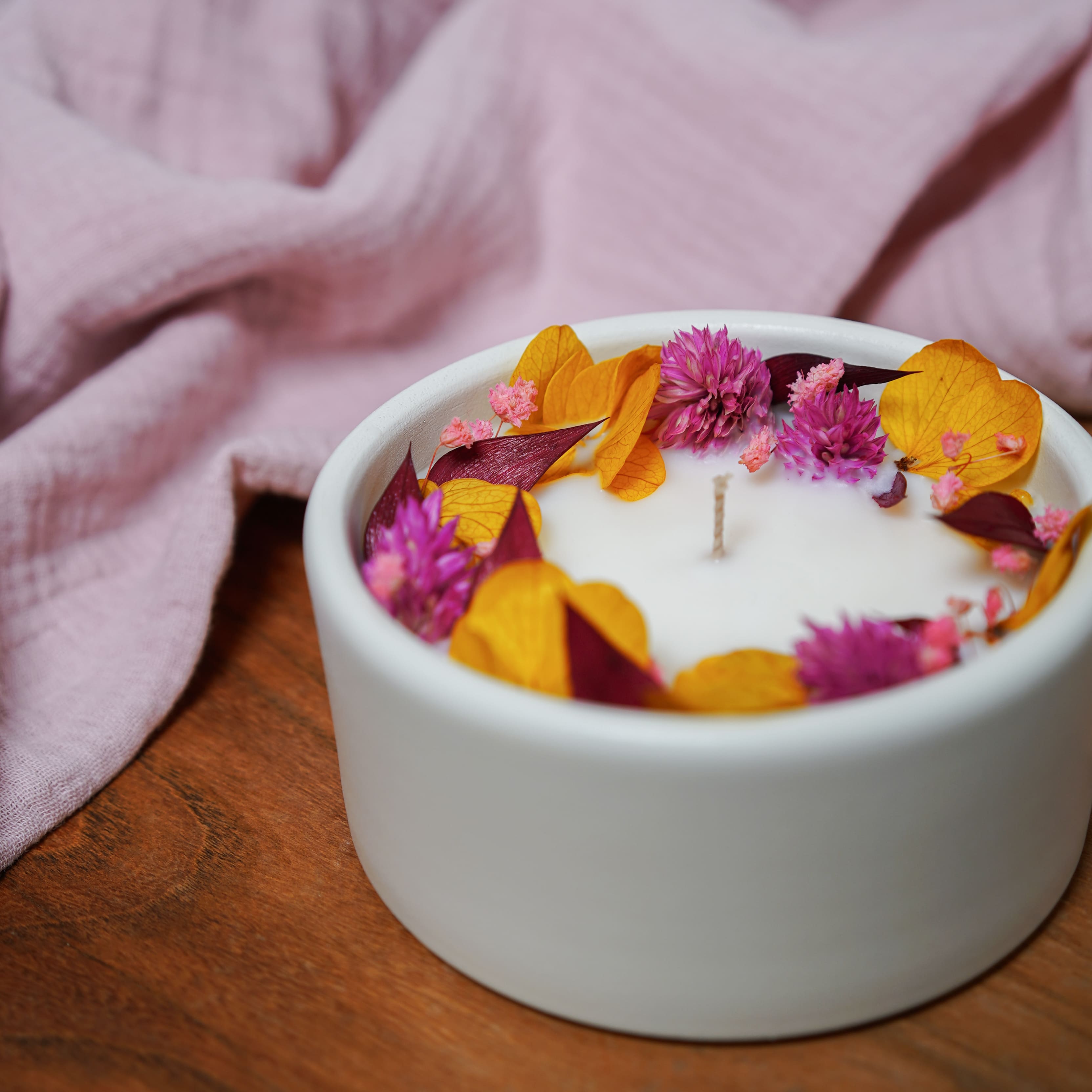 Flowrette Bougies Mirabelle bougie parfumée pot céramique