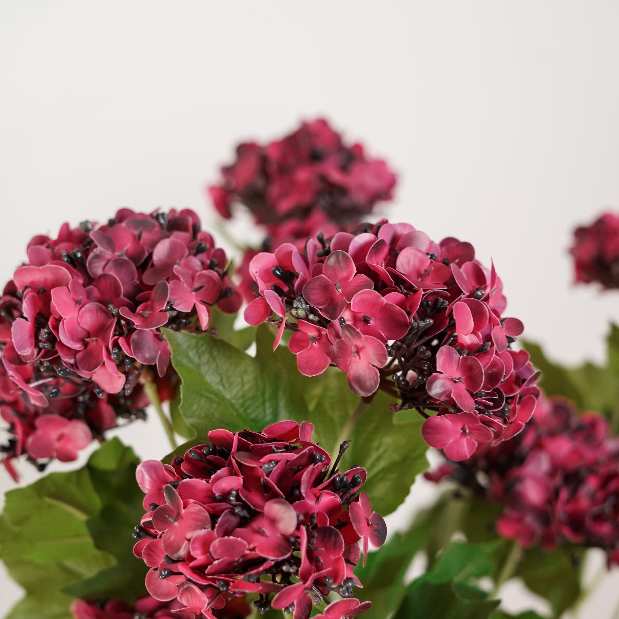 Flowrette Hortensia fleur artificielle rouge 3 têtes x1