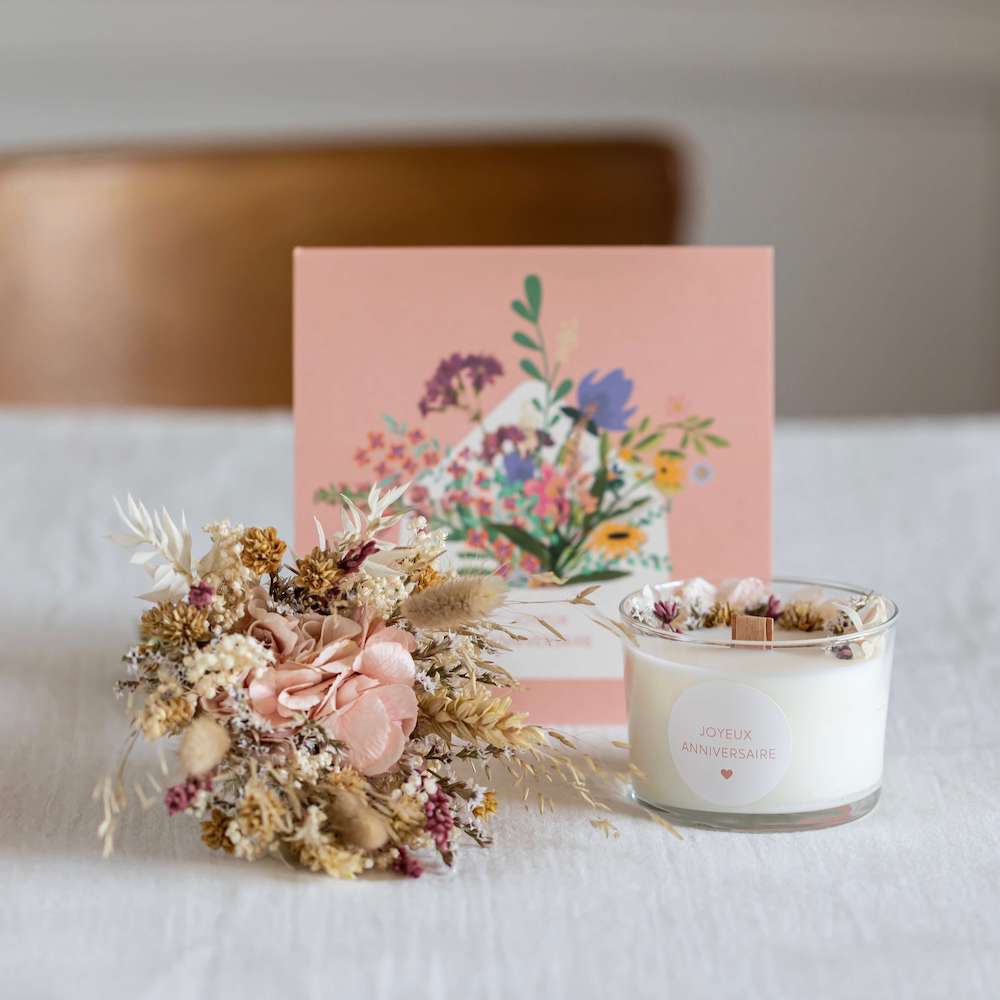 Flowrette Coffret Anniversaire fleurs séchées bougie vase