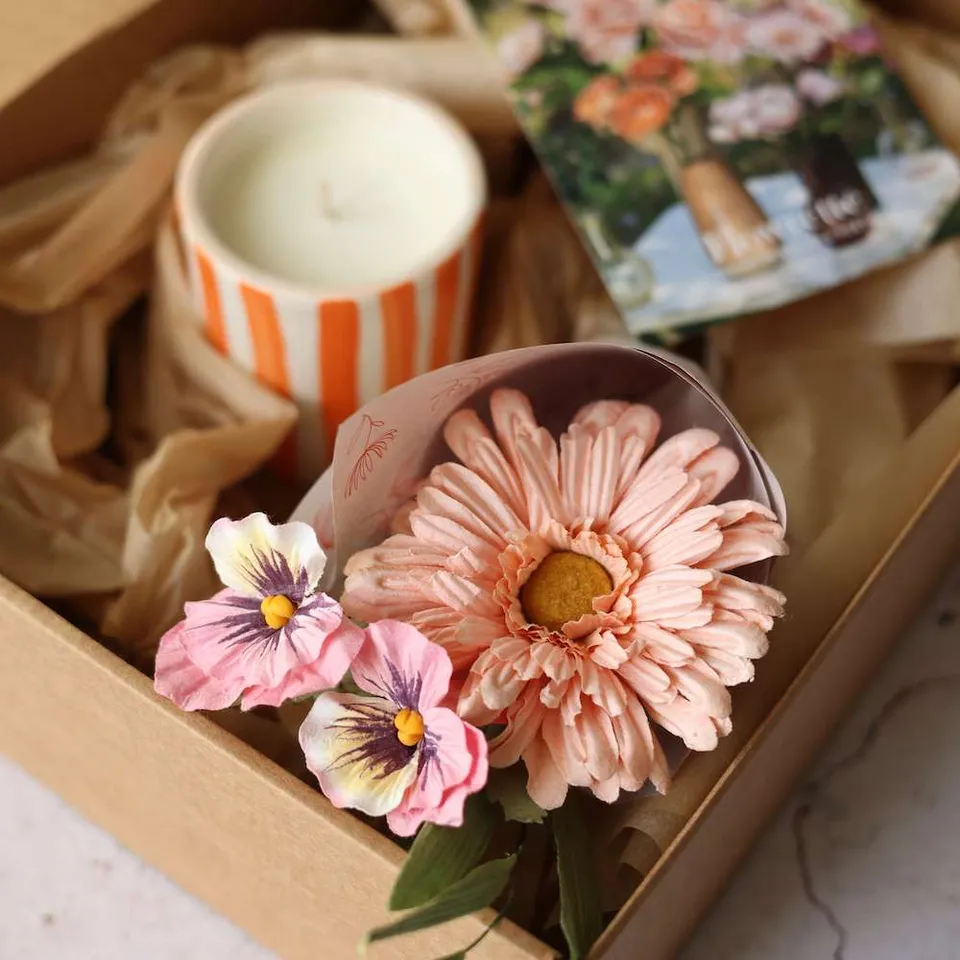 Flowrette Coffret lueur florale orange bouquet papier bougie