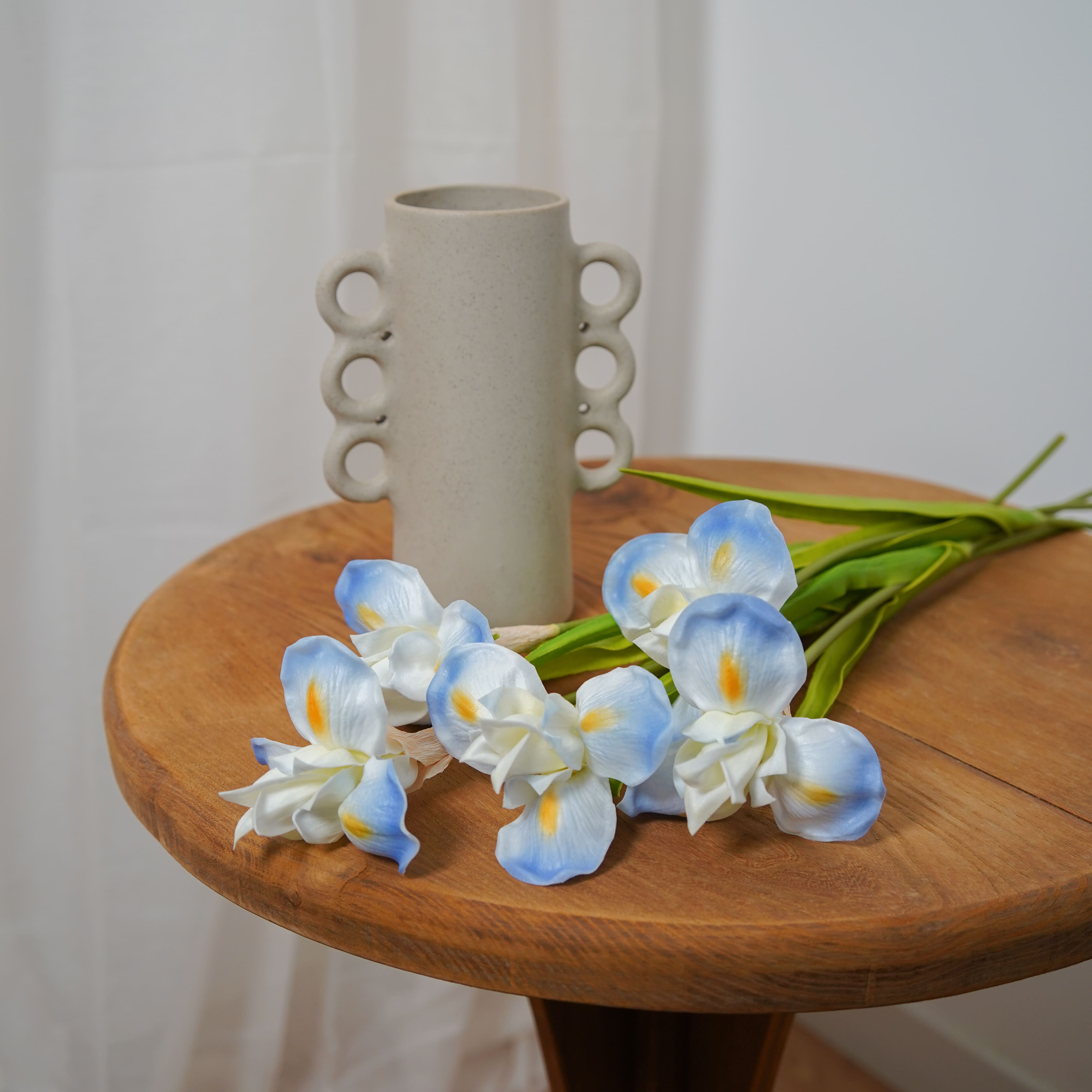 Flowrette Iris artificiel bleu toucher naturel x1